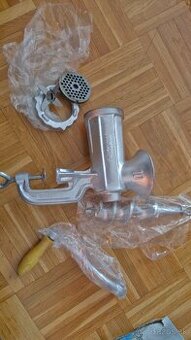 Mlynček na mäso vel.10