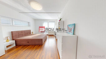 Svetlý 2i byt s dvomi balkónmi a parkovaním P. Biskupice