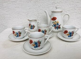 Porcelanova sada vintage stara salky a cajnik pre babiky