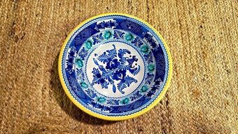 Ručne maľovaná keramická misa – ľudový štýl