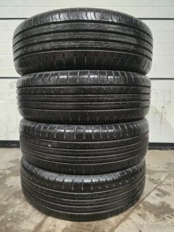 Zánovné Letné Pneu Continental 215/65 R17