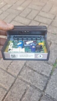 Riadiaca jednotka Xiaomi 4 , displej , brzda, akcelerator