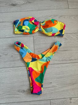 Farebné plavky (veľ. S)