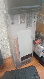 Nástenný keramický ohrievač