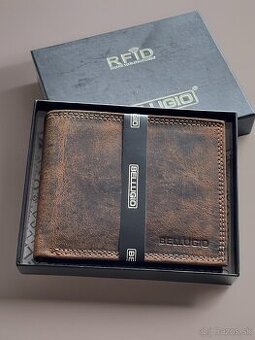 Elegantná kožená pánska peňaženka.