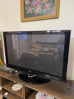 Televízor s DVD prehrávačom