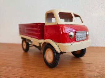 Plechová hračka– Tatra 805, Tatrasmalt, Strojsmalt, Omnia, Č