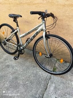 Bicykel trekingovy felt qx 65