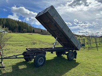 Predám alebo rozpredám vlek 5t s tp a spž 3 stranný sklapáč