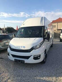 predám zachovale a dobre Iveco Daily 2,3 s plošinou,dobre km