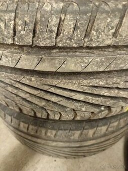 215/45 R17 2ks 50€