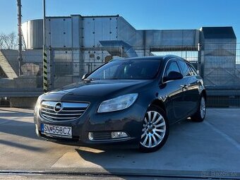 Opel Insignia 2011