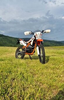 Mikilon defender 250rr