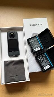 Insta360 X3