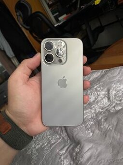 iPhone 15 Pro Natural Titanium