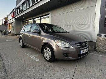Kia Ceed 1.6 90kw benzín