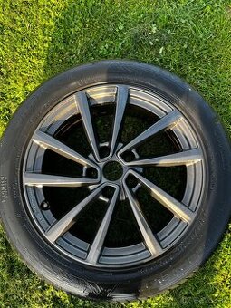 Zimné pneumatiky 215/55 R17