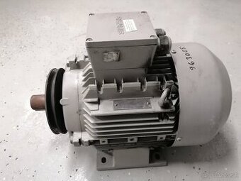 Siemens dvojotáčkový elektromotor.