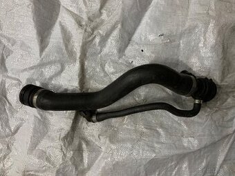 BMW hadica chladenia