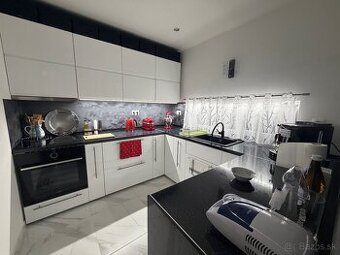 3 iz. RD, 72 m2 so záhradou 295 m2, Tichá ul., Slov. Grob