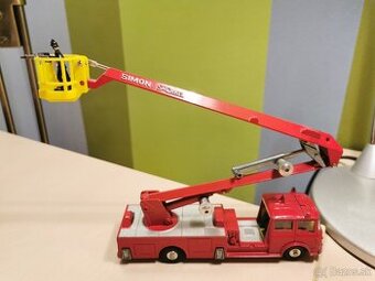 Corgi Major Simon požiarnici