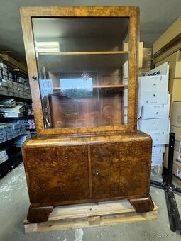 vitrína art deco ako z Dunaja:)