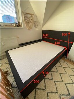 Postel 140 x 200, s celom.