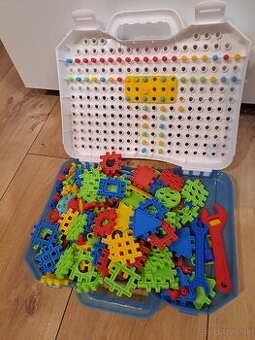 Kreatívna šrobovacia sada pre deti