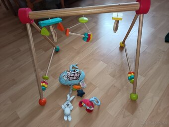 Detská hrádza + zajko s melódiou