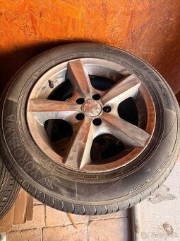 Golf 4 letne pneumatiky + disky