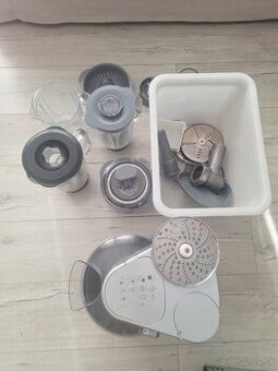 Kuchynsky robot Kenwood KM280 s komplet príslušenstvom
