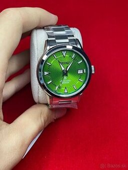 Nádherne zberatelske hodinky Seiko Alpinist SPB435J1