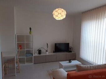 1i BYT s klimatizáciou v PANORAMA CENTRUM ( Moyzesova ulica)