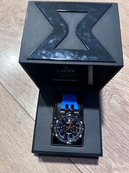 Potapačské hodinky Edox chronograph delfin