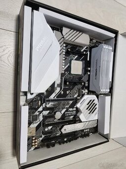 Ryzen 5700X, X570 ASUS PRIME-PRO, 32 GB RAM + M.2 PCIe karta