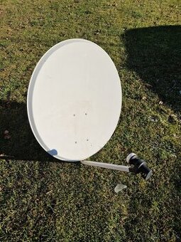 Satelit