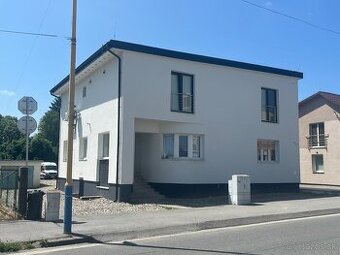 Kancelária (oproti mestskému úradu)