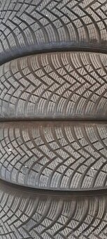 Predám 4ks jazdené zimné 205/55r17-95V Hankook top stav