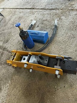Hydraulické búracie kladivo na minibager
