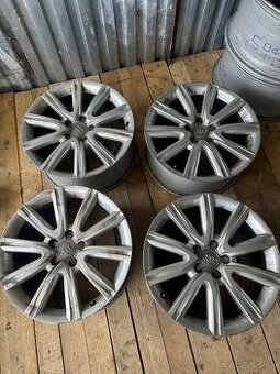 Predam original elektrony Audi r18 5x112