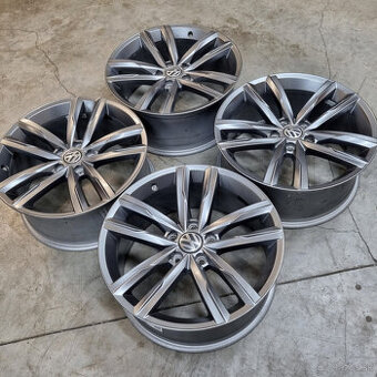 Hliníkové Volkswagen disky 5x112 R18 8J ET44