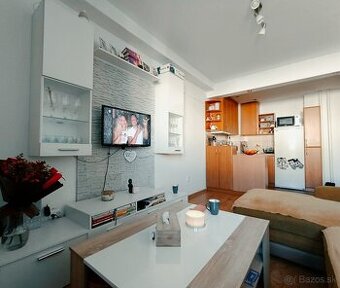 Na predaj 2 izbový byt v Považskej Bystrici na Mládežníckej