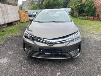 Toyota Corolla 1.6i 97kw, r.2019, klima, 1. majitel