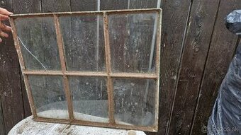 Staré okno železne