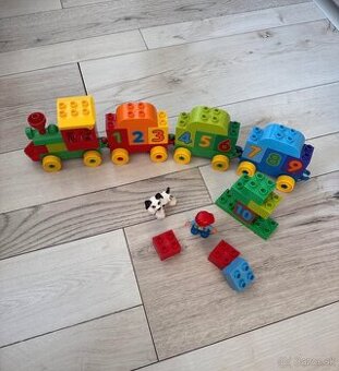 Lego duplo vláčik