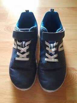 Modré tenisky č.35