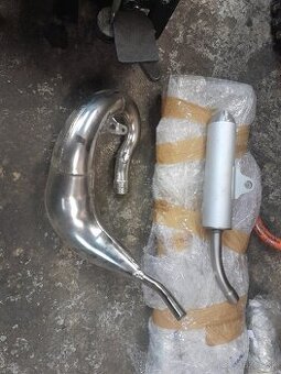 Predam koncovku a koleno KTM sx 65 nová original