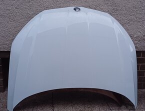 Kapota škoda octavia 4