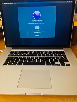 MacBook Pro (Retina, 15-inch, Mid 2015