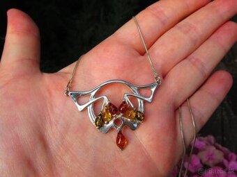 Starý strieborný náhrdelník osádzaný Jantárom, Ag 925